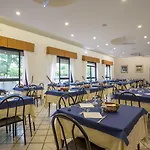 Dafne Hotel