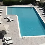 Dafne Hotel 3*