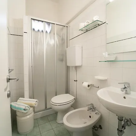 Hotel Dafne 3*