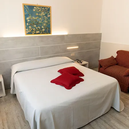 Dafne Hotell Punta Marina