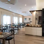 Hotel Dafne Punta Marina