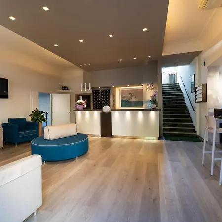 Hotel Dafne