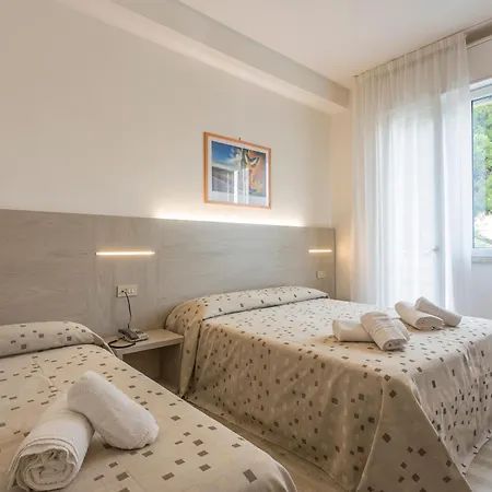 Dafne Hotel 3*