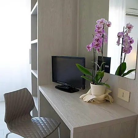 Hotel Dafne 3*