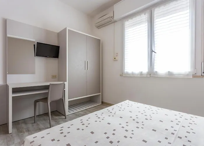 Dafne Otel