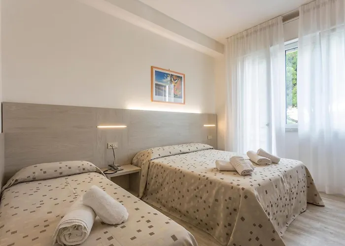 Dafne Hotel 3*