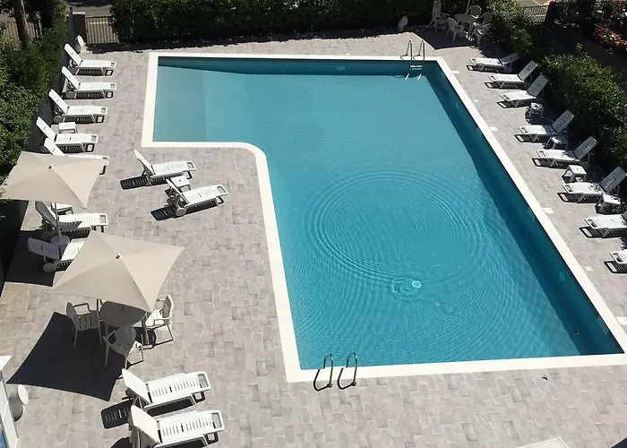 Dafne Otel 3*